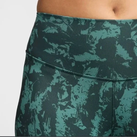 Nike One Dri-FIT High-Waisted 7/8 Printed Leggings FZ3229-338 - Picture 3 of 8